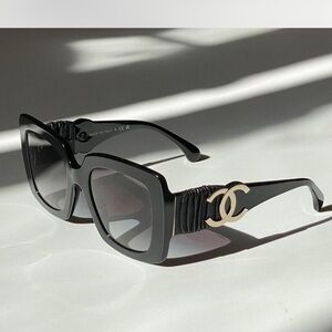 CHANEL Acetate Calfskin Square Sunglasses 5474-Q in Black
